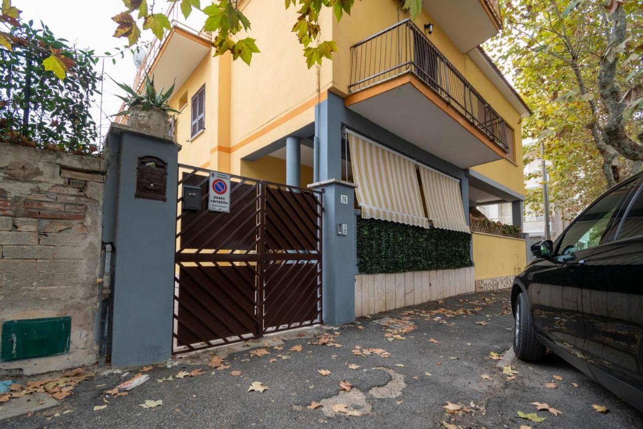 Casa Ilaria Apartment Ладисполи Екстериор снимка